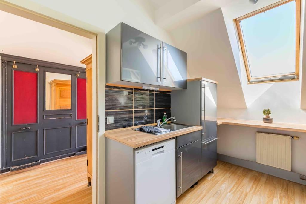 Modern Colonial Style, Central, Rooftop, Bbq Wina Bagian luar foto